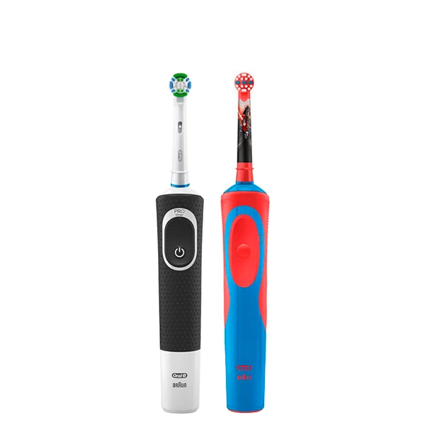 Зубні щітки Oral-B Vitality D100 Precision Clean Black + D12 Star Wars ЄС